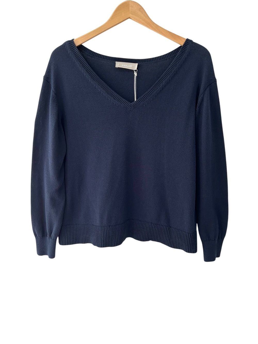 Everlane women’s Cotton V-neck Crop sweater S navy academia minimalist NWT